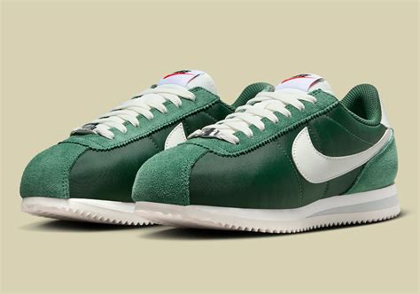 nike cortez maat 34|Nike Cortez shoes green.